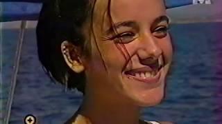 2001-01-27 - Plus vite que la musique (M6) - Alizée, le clone ?