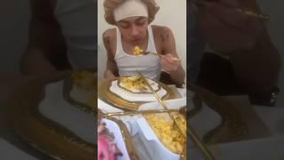 DD OSAMA HAVING DINNER WITH HIS FAMILY