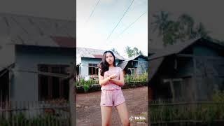 Keindahan tubuh gadis perawat II tik tok viral indonesia #like#follow#tiktok#cewekcantik#putriindo