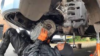 2009 FIAT Ducato 33 (130 Multi-Jet) 2.3L Diesel Clutch replacement.