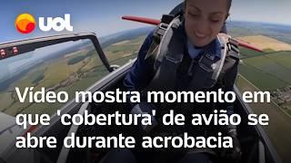 Cabine de avião se abre durante acrobacia e piloto luta para fazer pouso de emergência; veja vídeo