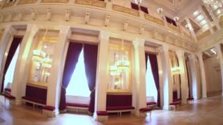 Guided tours of the Royal Palace