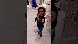 zainab's shopping time#trending #cute #shots #viral @Superkidsandmom42