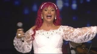 Zorica Brunclik i Ceca - Pustite me da ga vidim (ARENA 2014 LIVE)