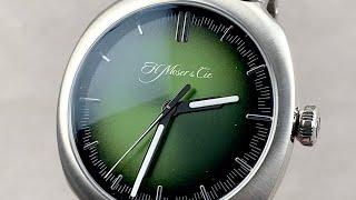 H. Moser & Cie Streamliner Centre Seconds 6200-1200 H. Moser & Cie Watch Review