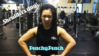 Shoulders  with PeachyPeach!