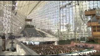 Crystal Cathedral Founder Rev. Robert Schuller Dies