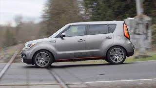 2017 Kia Soul ! (Exclaim) vs. Honda Fit, Fiat 500 and Volkswagen Alltrack