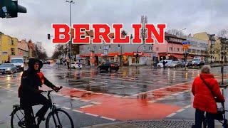 Deutschland Berlin. Spaziergang in Berlin-Lankwitz 2. Spaziergang im Regen in Berlin