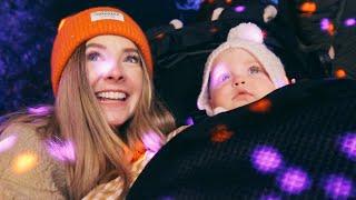 Monthly Photo Booth, Radio Times & Christmas Light Show | Vlogmas Day 17