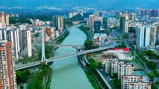 Enshi, Hubei, China. 恩施市 (837000)