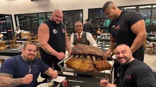 BITELO DETONOU UMA COSTELA GIGANTE COM OS STRONGMANS