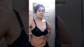 Hot Bikini Aunty | Desi Queen #desi #hotdesi #desiqueen #desibabhi #viral #aunty #babhi