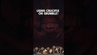 Using Crucifix on Grumble!   #doors #roblox #grumble #robloxdoors #doors2 #giggle #gloombats #games