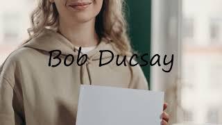 How to pronounce Bob Ducsay in English?