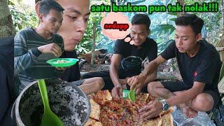 KANGEN MAKAN BARENG DI PONDOK BERAWANG