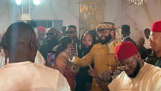 BILLIONAIRE EMONEY TAKE OVER DAVIDO & CHIOMA WEDDING CEREMONY WITH HIS ENTOURAGE