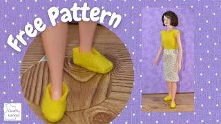 Free Doll Clothes Patterns: How to Make Shoes for Judy Littlechap Dolls #DollCollector #Sewing #DIY