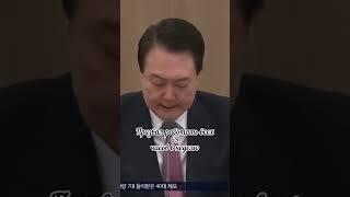 Скандал с президентом Кореи. Издевается над людьми.#корея#korea#президент#shots#сеул#южнаякорея