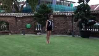 Clara : Gymnastics is fun - Front walkover