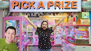 Time to PICK A PRIZE and WIN at this Claw Machine arcade!