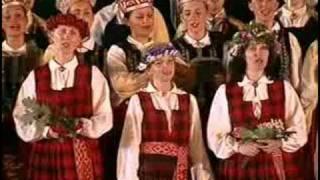 Latvia Song Festival 2008 - Aunu, aunu balti kājas