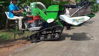 MESIN PANEN PADI. COMBINE HARVESTER. DIESEL KUBOTA 11,5 HP. ZAAGA BN 120 AT