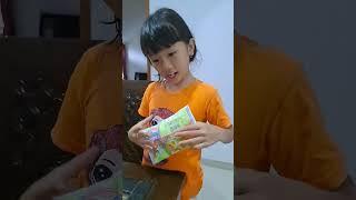 KETAHUAN MAKAN MIE TERNYATA🫢#shorts #viralshorts #shortsvideo #family #squishy #cece3dchannel