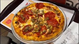 I Tried McDonald’s Pizza. Trying Pizza At World’s Largest McDonald’s Orlando Florida