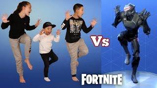 FORTNITE DANCE CHALLENGE !! In Real Life With Ckn Toys