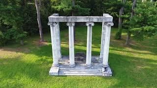 Colonnade and Gravesite - Princeton Battlefield State Park