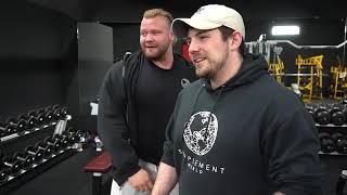 Travis Smith and Paul Farbacher Train Chest! Will Trav outbench a world record powerlifter?!