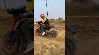 Ktmduke #lovers#viral #trending #youtubeshorts #popular #reels #mt #r15 #superbike #drifting lover