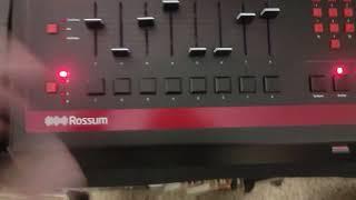 Rossum sp1200 se sampling drum loops from vinyl and truncating individual drum sounds for recording