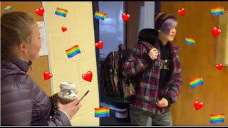 Surprising my girlfriend! (I surprise her at school and we spend the day together)