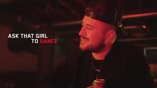 Dylan Schneider - Buy That Girl A Beer (Lyric Video)