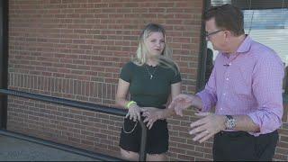 Teen waitress does CPR on customer during health emergency