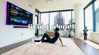 my realistic daily routine living alone at 22