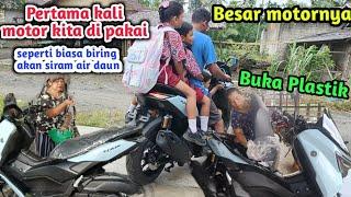 Buka Plastik Dan Begini Reaksi Suami Dan Anak-Anak pertama kali naik  motor baru