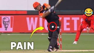 Livingstone & Alex Hales - Hit in the Nuts " Twice " 