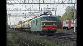 Freight trains at the station of Tikhvin of the Oktyabrskaya railway.