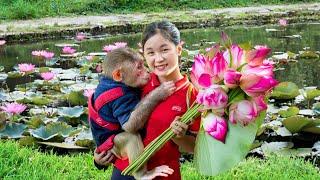 Harvest Lotus Flower Goes to market sell - Ella and Otis the Monkey