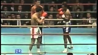 UK Muay Thai Legends: Ronnie Green vs Sakad Petchyindee