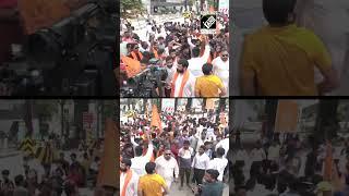 Members of VHP, Bajrang Dal stage protest at Badarpur Border against violence in Haryana