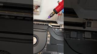 Remove Stripped Screw #laptoprepair #laptop #apple #macbookpro