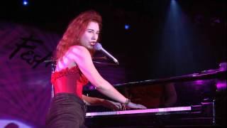 Tori Amos — Little Earthquakes (Live At Montreux 1992)