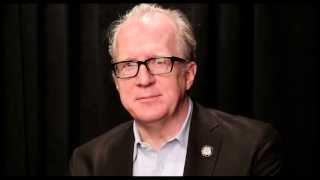 Secrets of Tony Nominees! What Doesn't Tony-Nominated "Virginia Woolf" Star Tracy Letts Have?