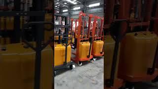 Waiting for shipment forklift #forklift #materialhandlingequipment #manufacturing #supplychain