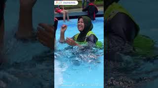 Asyiknya Berenang Byurr (SD BIAS Magelang)