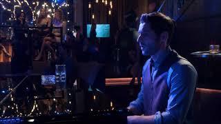 Lucifer 4x01 Lucifer sings Creep